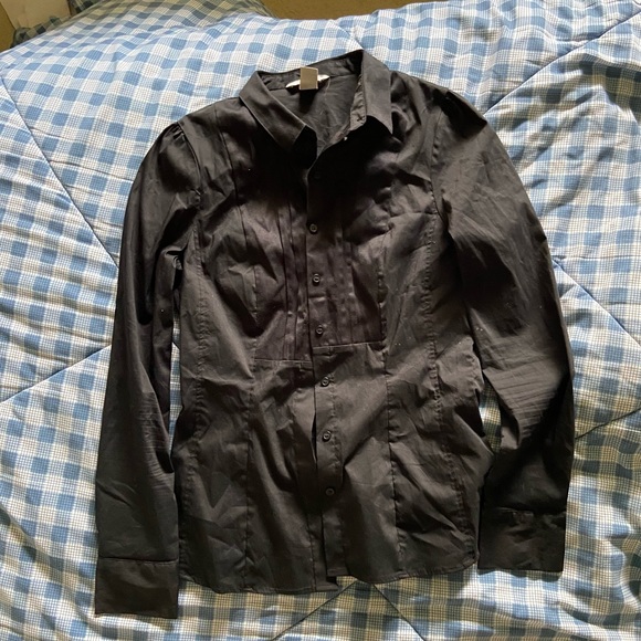 H&M Button down - Picture 1 of 2